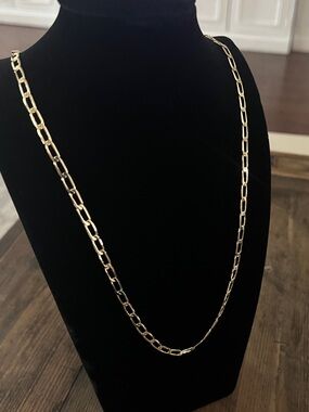 702. NWT PRETTY BIRD Tarnish-Proof Waterproof Gold Figaro Link Necklace 23.5”